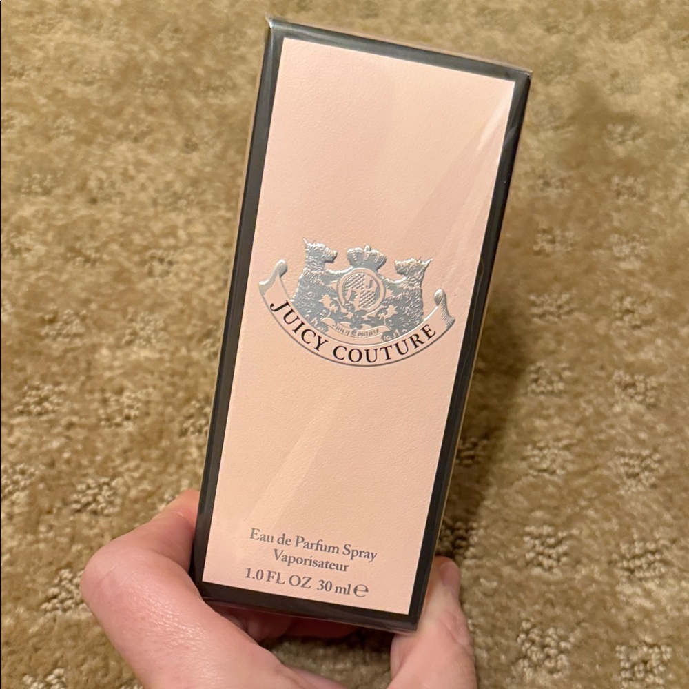 Juicy Couture Eau de Parfum Spray - Pink and Silver